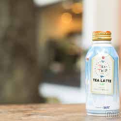 TEA-TRiP TEA LATTE／爽やかな秋晴れの空のようなブルーの缶