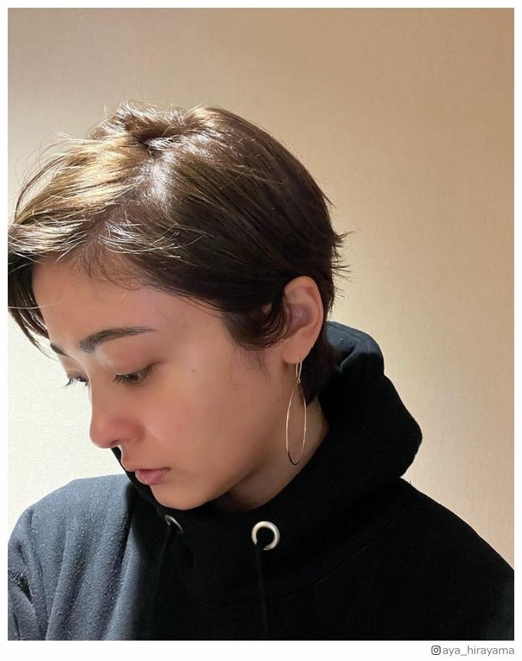 平山あや、“15年ぶり”ばっさりショートにイメチェン「真似したくなる」「可愛すぎ」の声