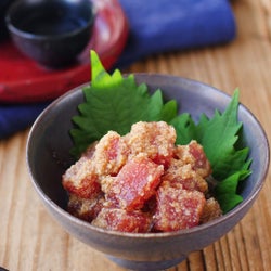 【切って混ぜるだけ居酒屋】日本酒がすすむ。ゴマだくまぐろ