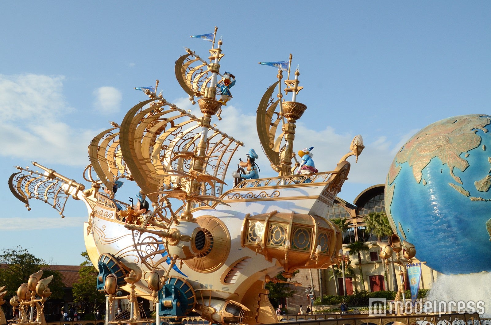 ウィング・オブ・ウィッシュ号／「東京ディズニーシー15周年“ザ・イヤー・オブ・ウィッシュ”」（C）モデルプレス