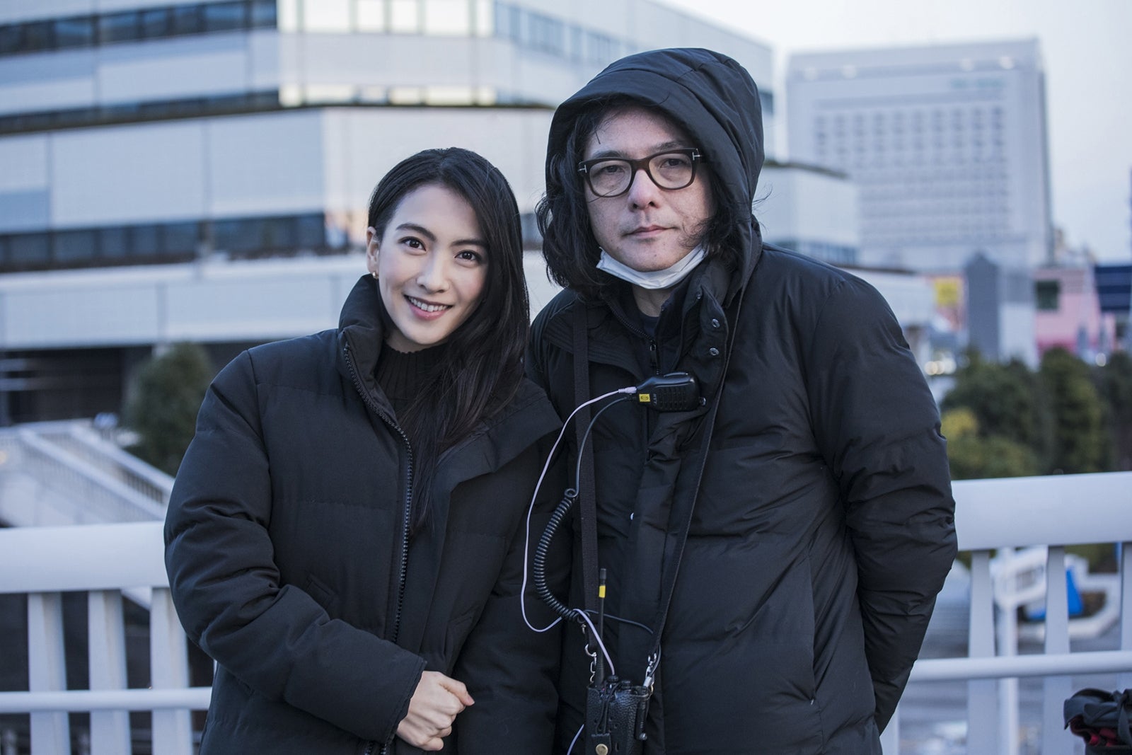 JYと岩井俊二氏（提供写真）