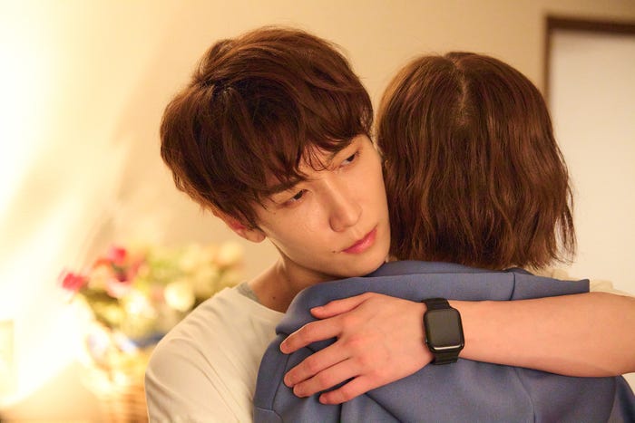 渡辺翔太、中村アン「青島くんはいじわる」第6話より(C)テレビ朝日