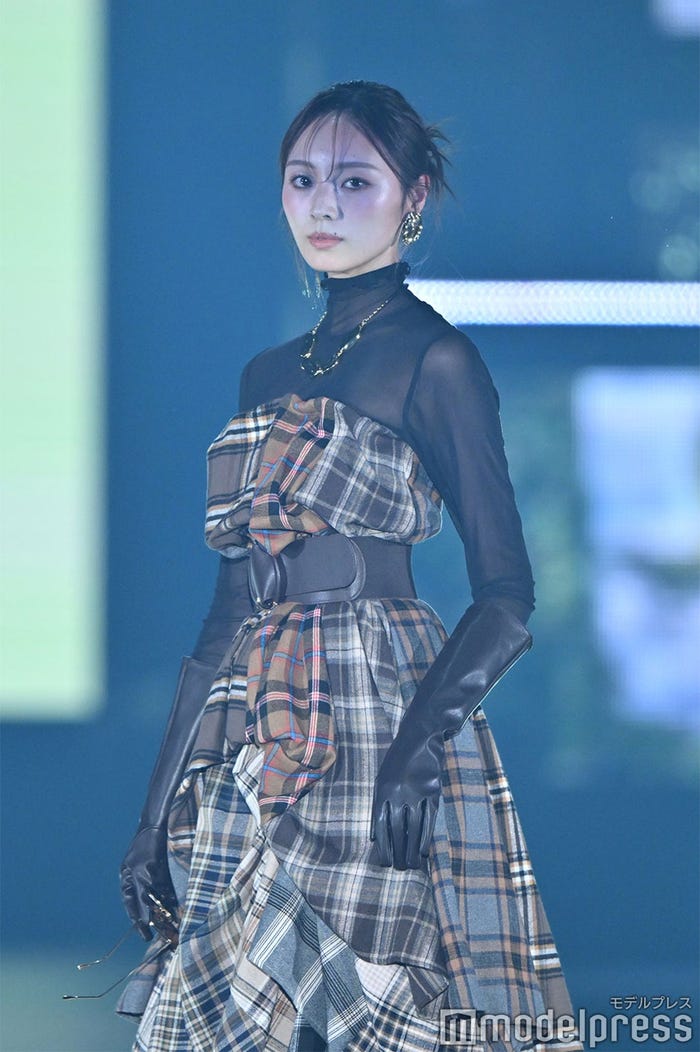 梅澤美波(C)モデルプレス