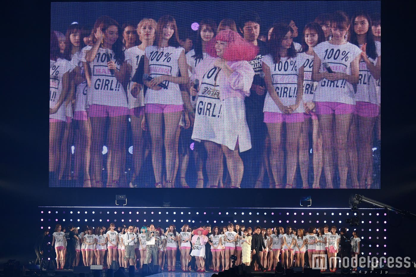 ステージの様子(C)モデルプレス