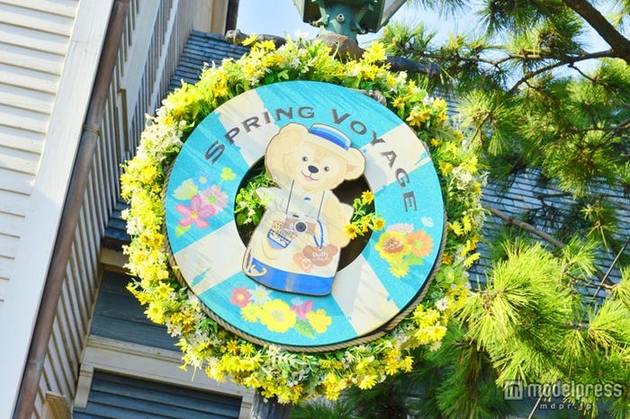 “春の旅”をイメージさせる、爽やかなダッフィー