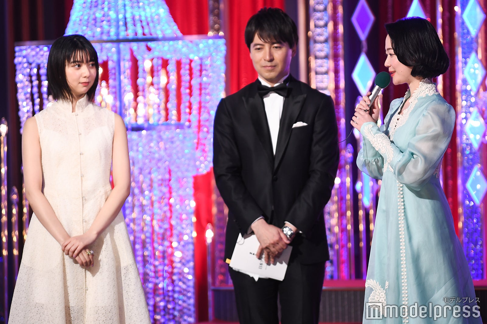 上白石萌歌、桝太一アナ、黒木華（C）モデルプレス