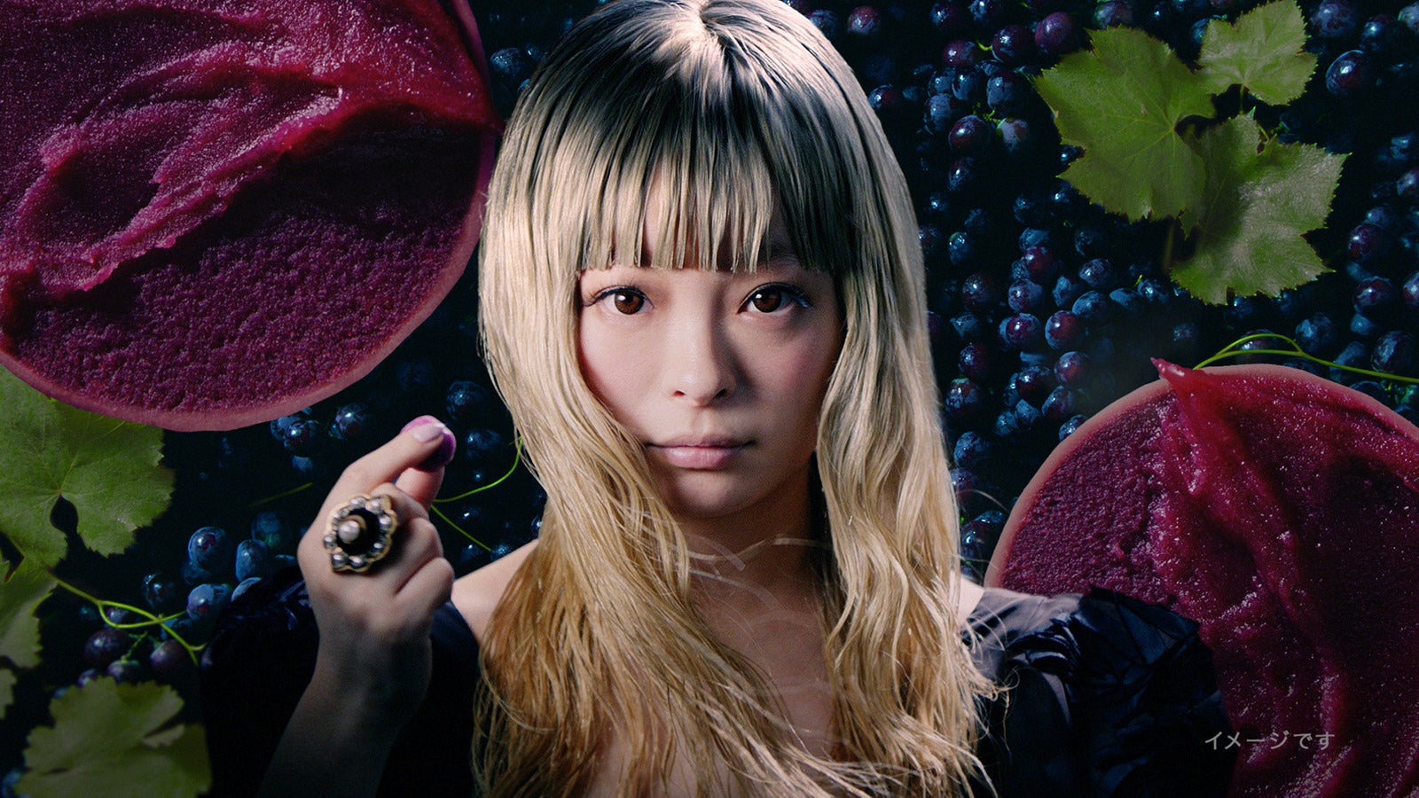 きゃりーぱみゅぱみゅ／新CMより（提供写真）