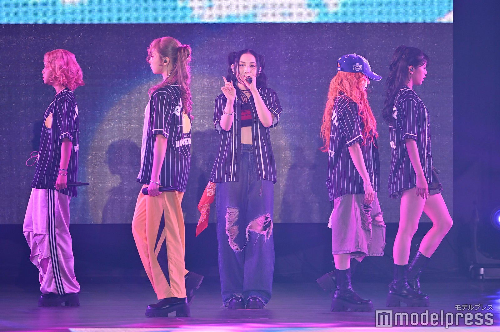 UN1CON（C）モデルプレス