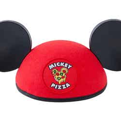 ミッキーピザのイヤーハット¥2,400（C）Disney