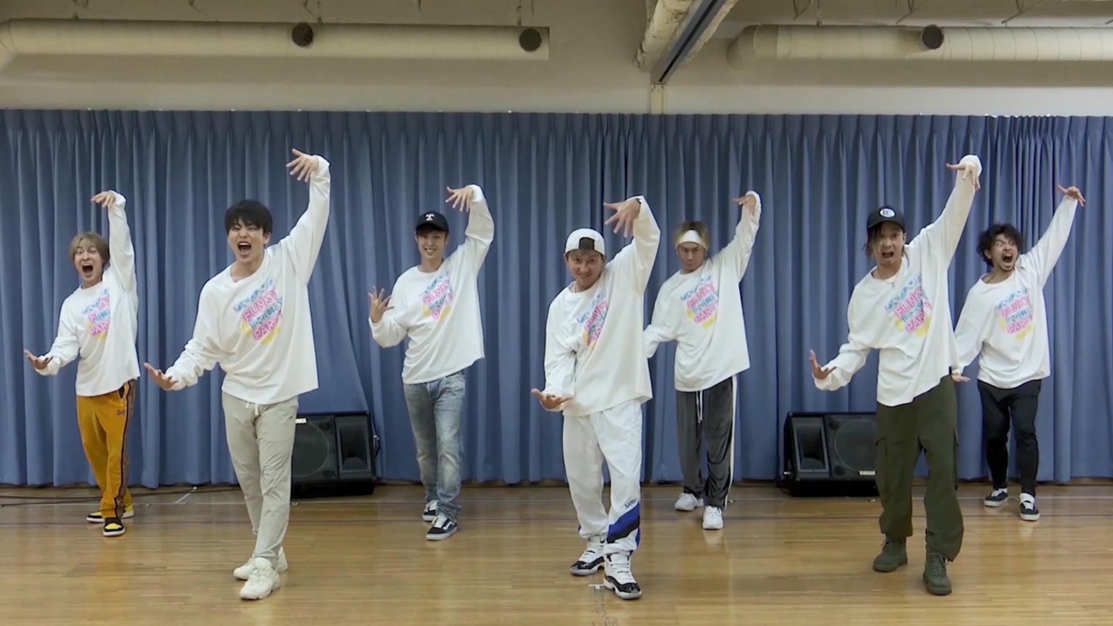 DA PUMP“踊ってみた動画”公開 KENZO振り付けでヴァーチャルアイドルグループ・Portraits楽曲披露