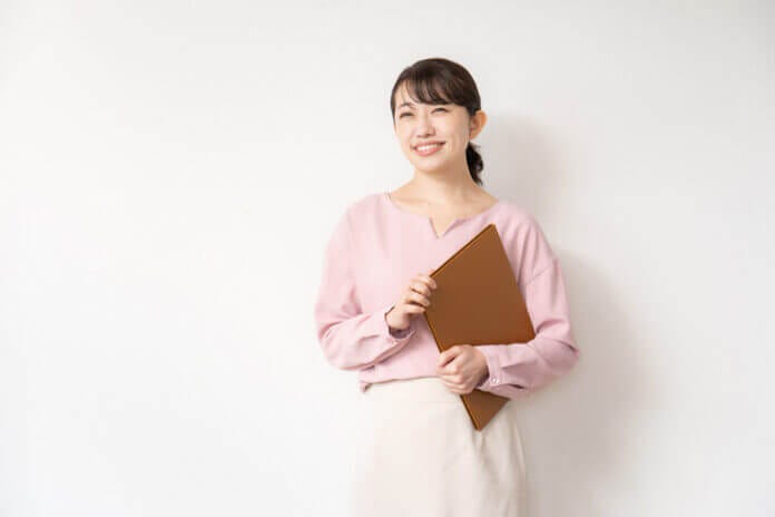 自分の目で判断する能力をつける