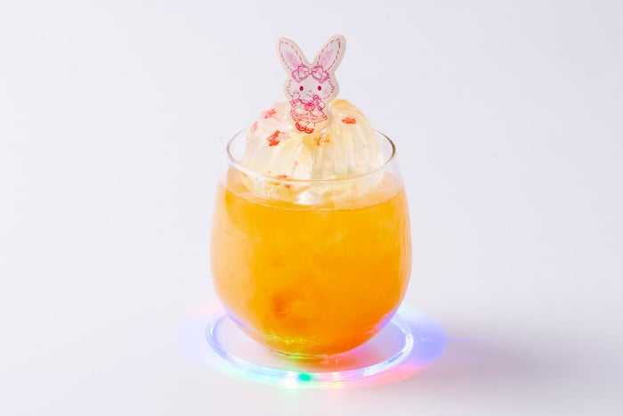 推しにときめく◇スペシャルドリンク(ウィッシュミーメル)1,200円(提供画像)