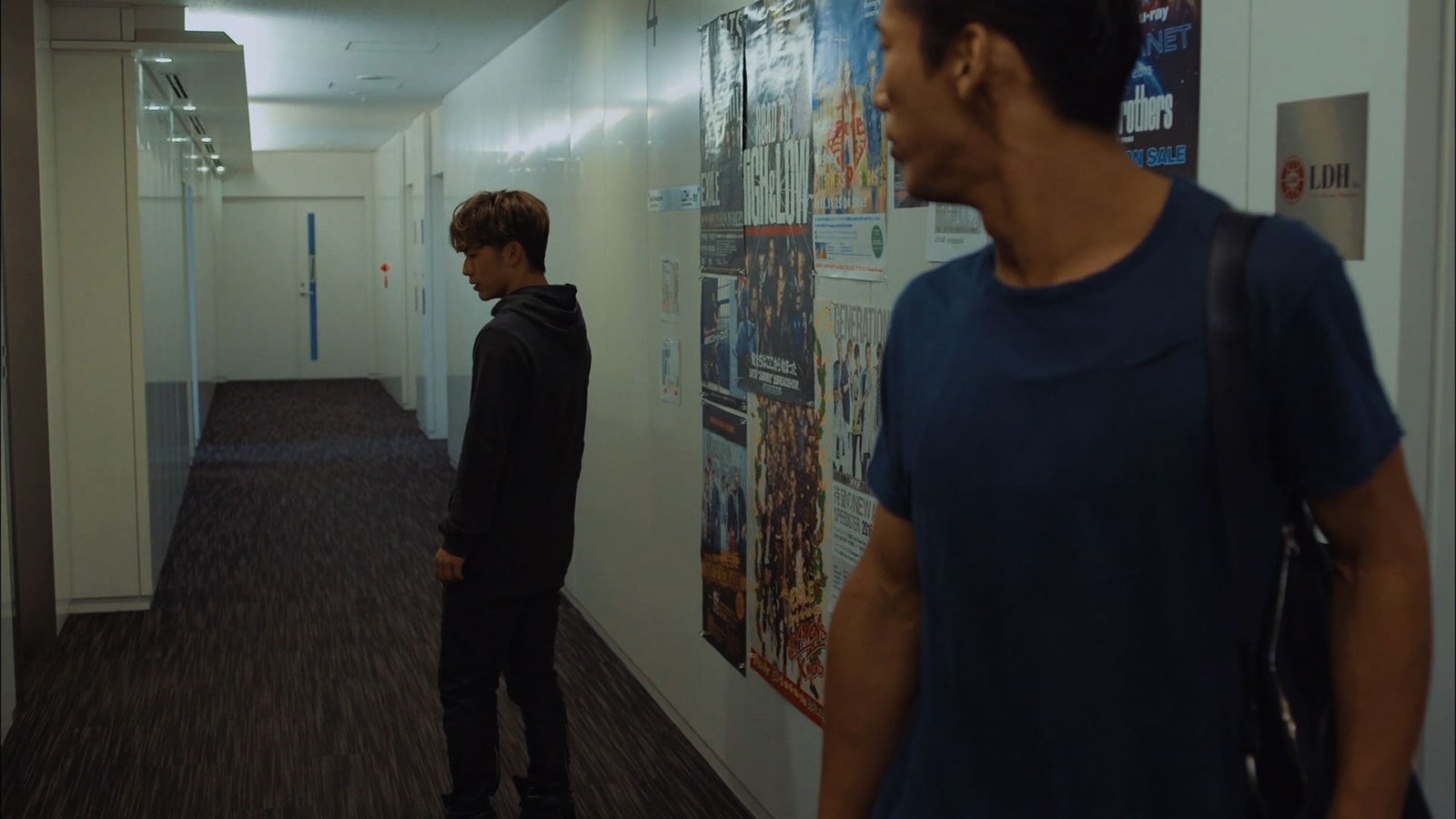 NAOTO、小林直己（C）2016「ナイトヒーローNAOTO」製作委員会