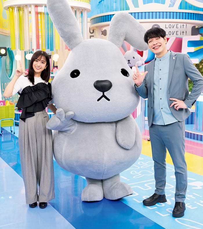 田村真子アナ、川島明(C)撮影:藤城貴則/集英社