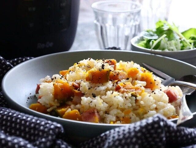 かぼちゃとごろごろベーコンの洋風炊き込みごはん