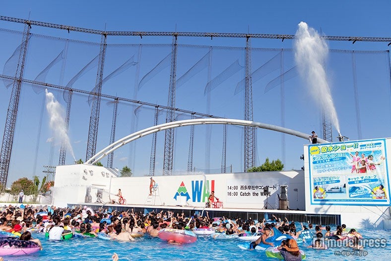 「ダンスプラッシュ！！」※昨年までの様子／画像提供：よみうりランド