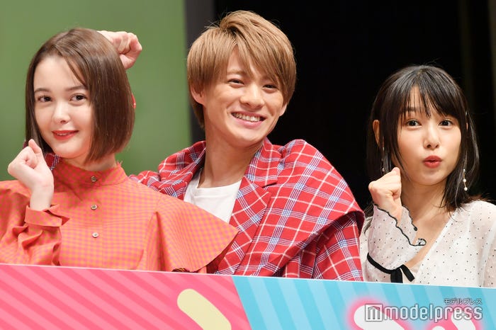 (左から)玉城ティナ、平野紫耀、桜井日奈子(C)モデルプレス