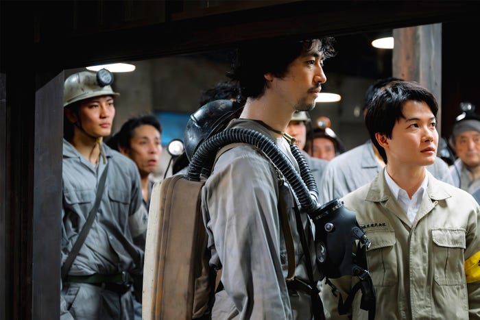 斎藤工、神木隆之介「海に眠るダイヤモンド」第7話(C)TBSスパークル/TBS