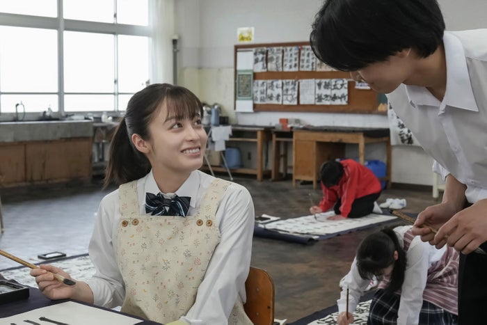 朝ドラ「おむすび」初登場の美人教師が話題 “昭和のスケバン”姿思い出す声続々「激変してる」「胸熱」
