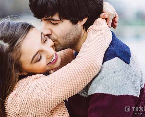 可愛くて仕方ない!彼が抱きしめたくなる女性の仕草5つ