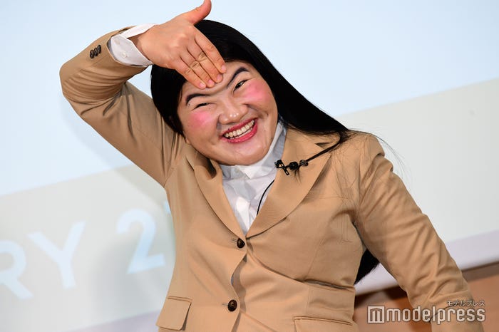 よしこ (C)モデルプレス