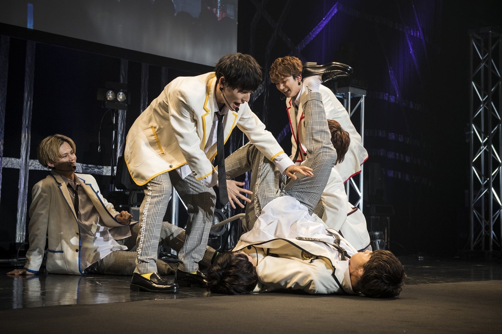 ライブの様子（写真：米山三郎／深野輝美）※独占ショット