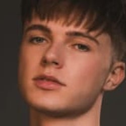 “何度でも恋したくなる、奇跡のポップ・プリンス”HRVY、今年初の新曲リリース