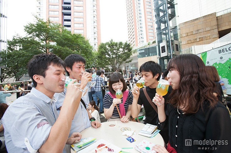 昼から夜まで楽しめる／画像提供：ベルギービールウィークエンド実行委員会