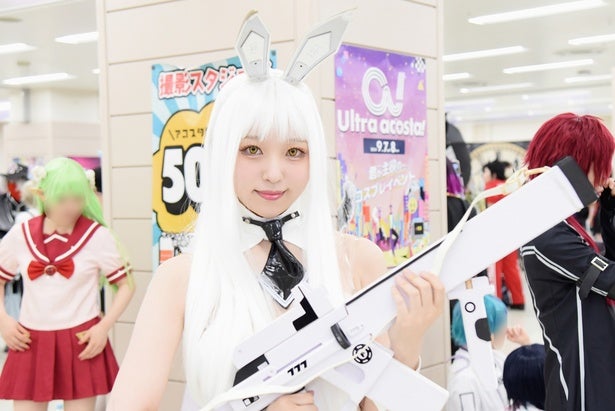 バニーガール衣装の「勝利の女神：NIKKE」コスプレイヤー「お尻にインパクトを出すため筋トレを頑張りました」＜acosta!＞ - モデルプレス