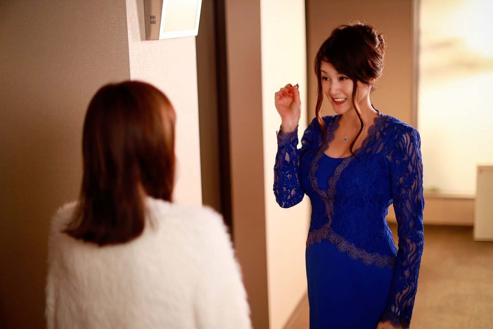 藤原紀香「離婚しない男―サレ夫と悪嫁の騙し愛―」第7話より（C）テレビ朝日