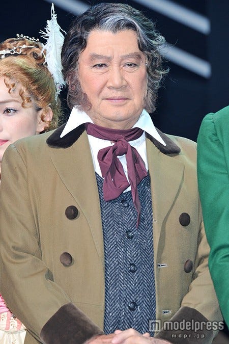 里見浩太朗