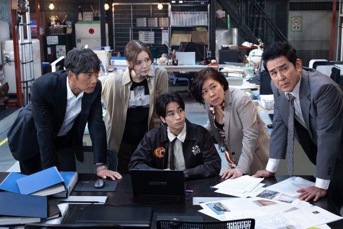 反町隆史、白石麻衣、前田旺志郎、青木さやか、宇梶剛士「オクラ〜迷宮入り事件捜査〜」第5話(C)フジテレビ