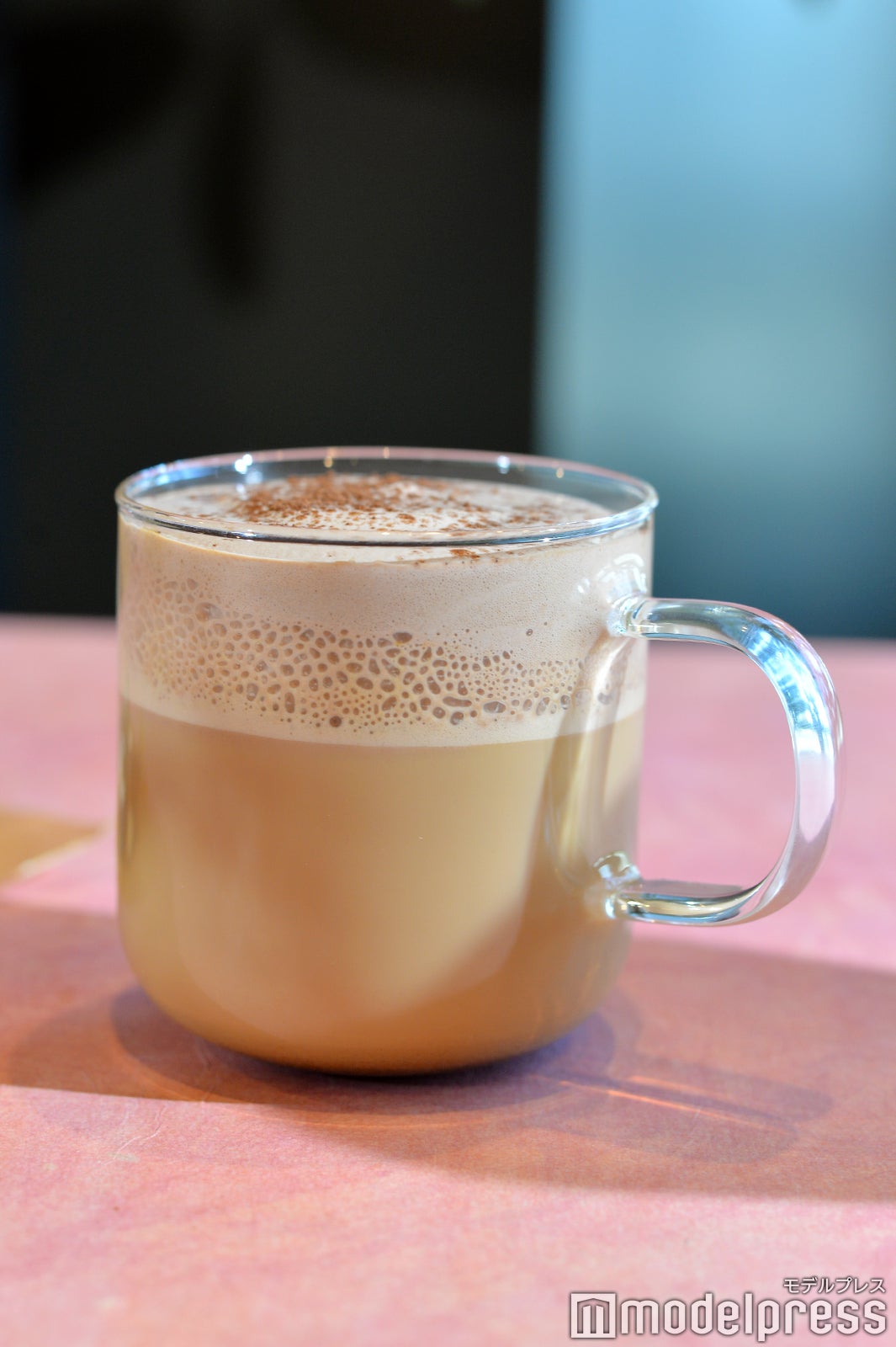 チョコレート ムース ラテ（ホット）（C）モデルプレス