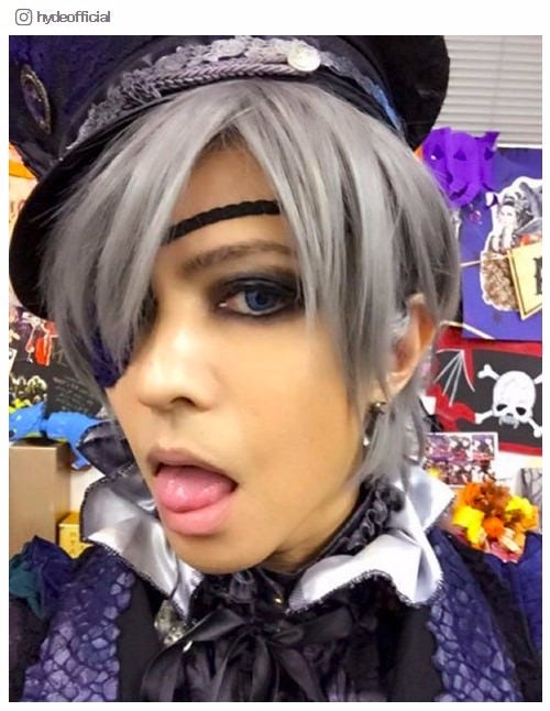 「黒執事」シエルコス/HYDE Instagramより