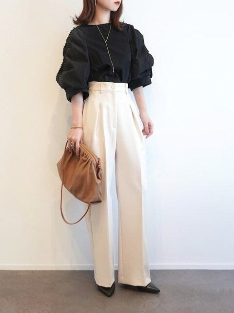 ボリューム袖ブラウス　コーデ　秋