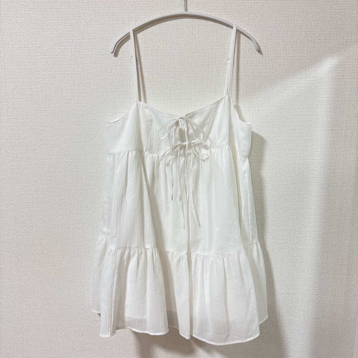 GU　キャミソールチュニック　ホワイト