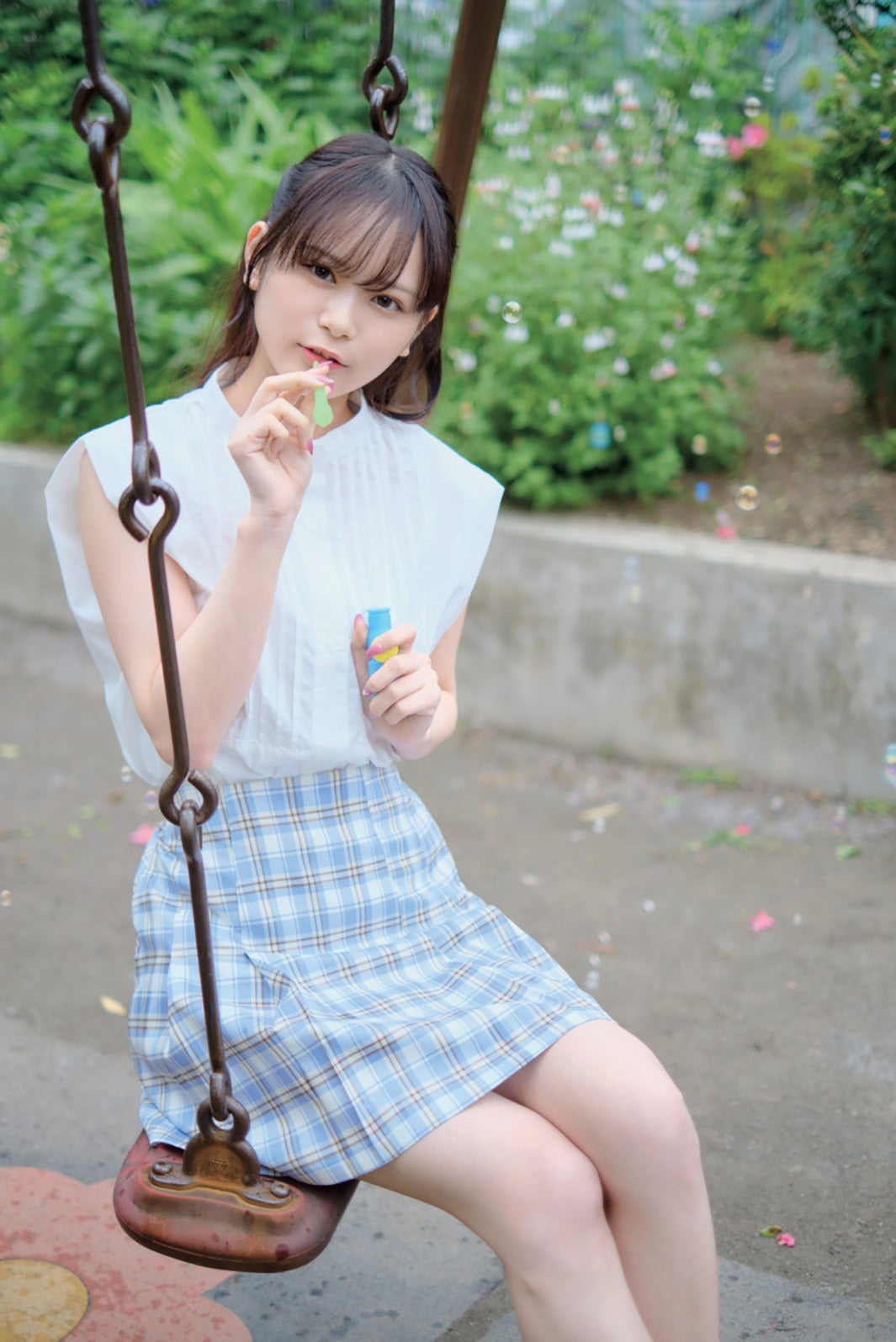 竹内ななみ（C）下山春香、光文社