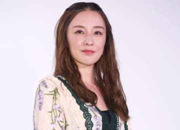 伊藤歩と細谷祐介が結婚 交際2年「一番の理解者でいられると確信」14歳上の姉さん女房に