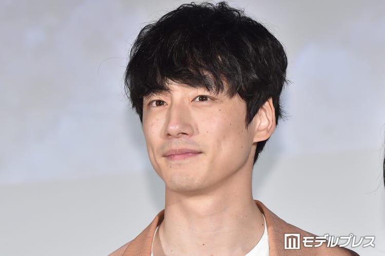 坂口健太郎 余命10年 撮影で2度の涙 理由も明かす 自分の中でも驚き モデルプレス 坂口健太郎 余命10年 撮影で2度の涙 理由も明かす 自分の中でも驚き モデルプレス