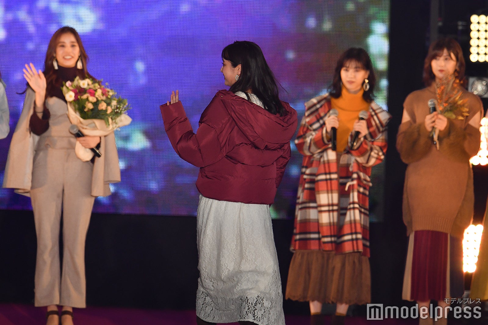 新川優愛 （C）モデルプレス