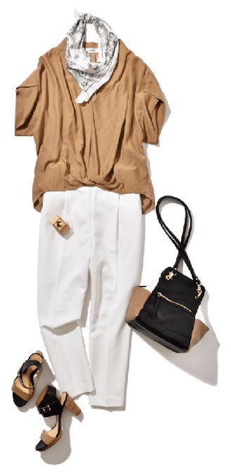 カットオフデニムパンツ¥22,000/スタニングルアー(スタニングルアー 青山店) グレーノースリニット¥8,500/スタニングルアー(スタニングルアー 青山店) ハット¥3,900/アンデミュウ(アダストリア) スカーフ¥3,200、サングラス¥3,500/ともにアパートバイローリーズ(アダストリア) バングル(上)¥21,000/アルポ(ズットホリック) バングル(下)¥27,660/チビ・ジュエルズ(チビジュエルズ・ジャパン) フラットサンダル¥5,800/ブリスポイント(アダストリア)(C)TOPLOG