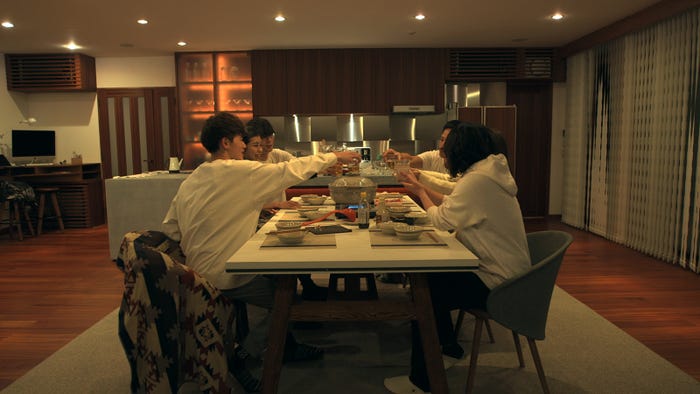 「TERRACE HOUSE OPENING NEW DOORS」1st WEEK(C)フジテレビ/イースト・エンタテインメント