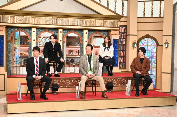 (前列左から)林修、高橋英樹、溝端淳平(後列左から)伊沢拓司、新内眞衣(C)テレビ朝日