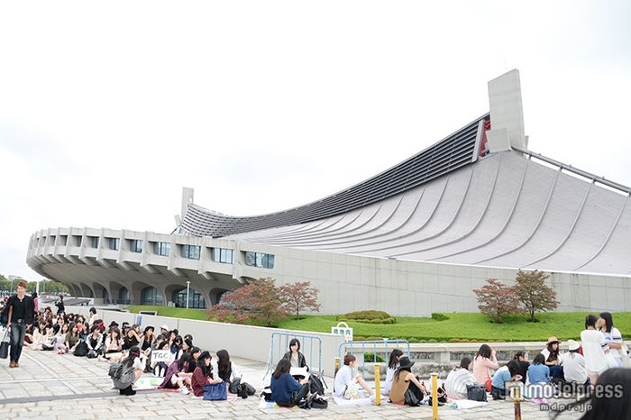 「第21回 東京ガールズコレクション2015 AUTUMN/WINTER」会場外観
