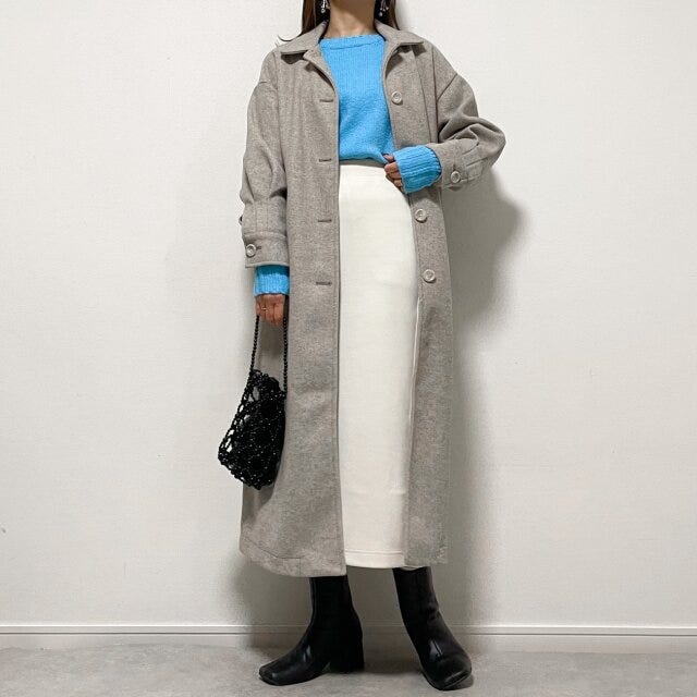 グレージュのロングコート着回し