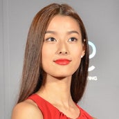 すみれ 海外女優と美貌対決 全米ドラマデビューが決定 モデルプレス