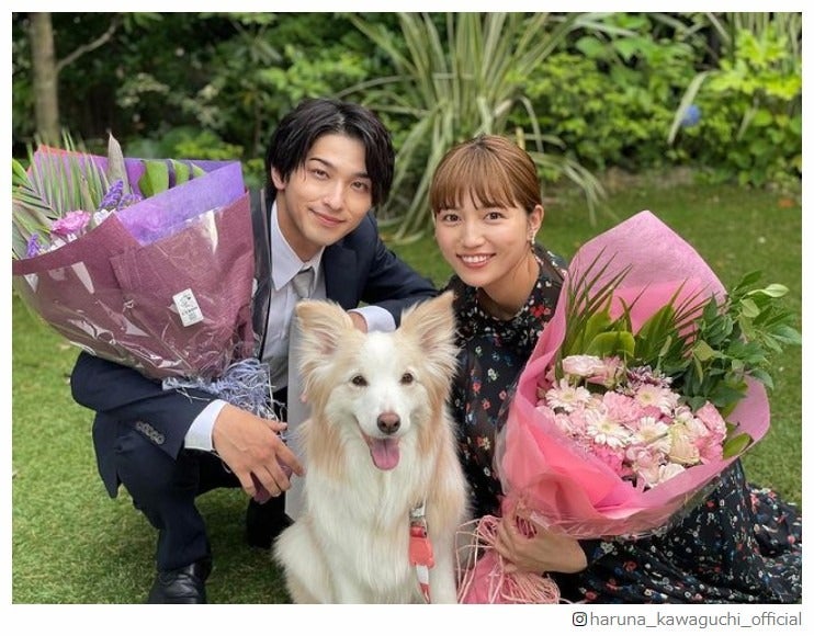 「着飾る恋」川口春奈、横浜流星＆“こうじ”との3ショット公開 “真柴の幸せそうな顔”に安心