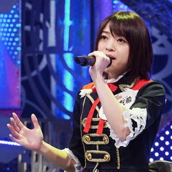人気声優アイドル若井友希が浜崎あゆみの名曲で勝負 Theカラオケ バトル 歌うまプロが集結 モデルプレス