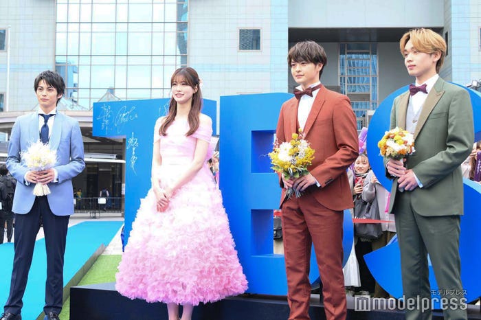 (左から)神尾楓珠、生見愛瑠、瀬戸康史、宮世琉弥(C)モデルプレス