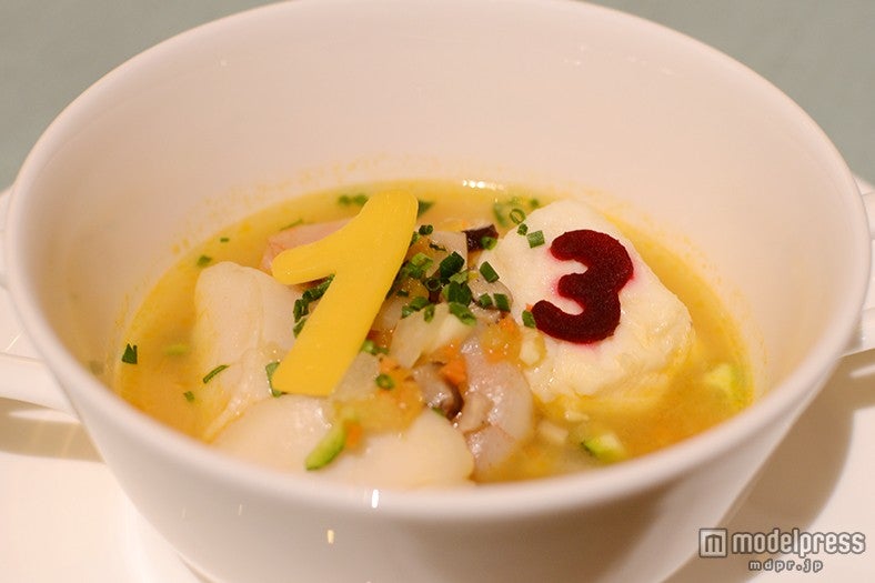 真鯛と帆立貝と海老のブイヤベース